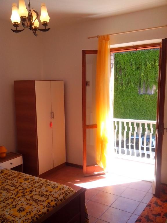 Apartment Via Vittoria Bastia Umbra Esterno foto