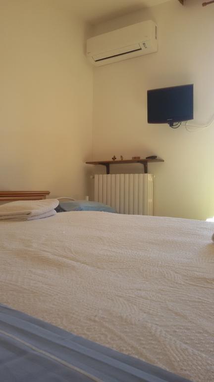 Apartment Via Vittoria Bastia Umbra Esterno foto
