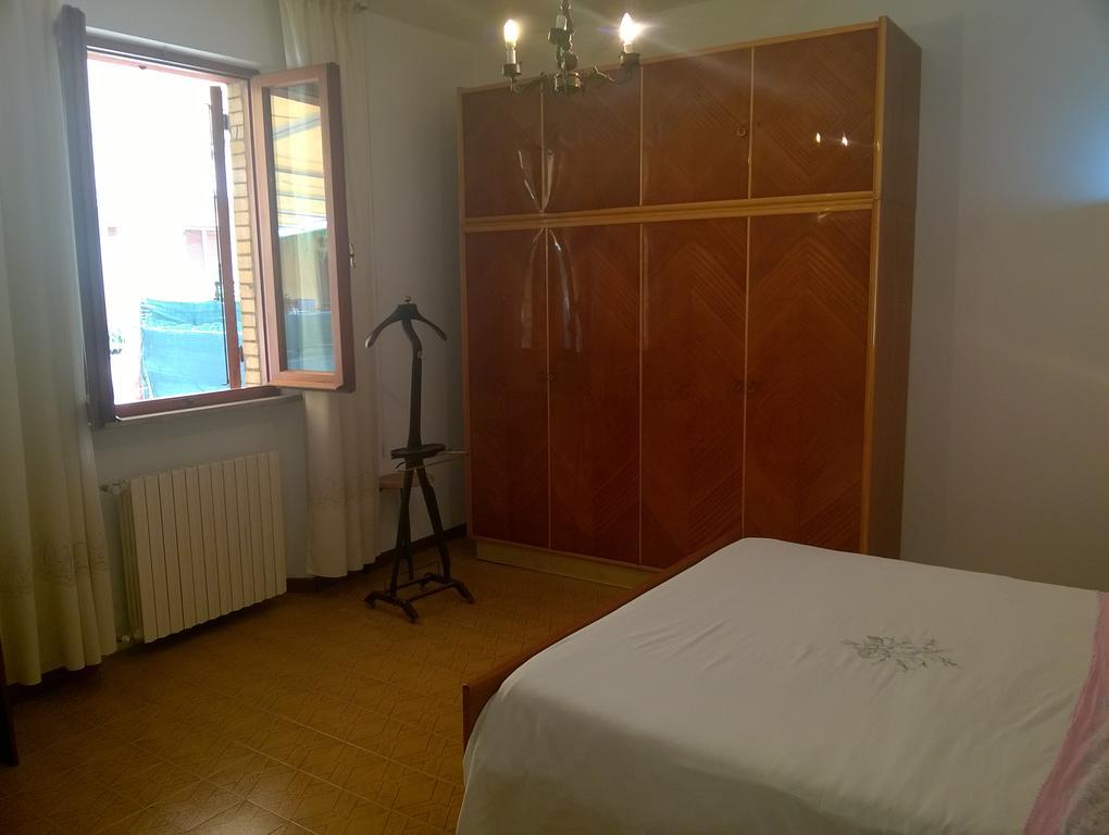 Apartment Via Vittoria Bastia Umbra Esterno foto